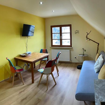 Neu Renoviertes 2Zi Appartment Im Dg فلدكرش المظهر الخارجي الصورة