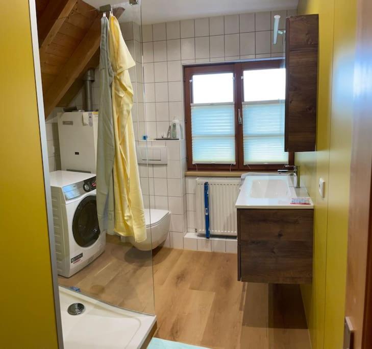 Neu Renoviertes 2Zi Appartment Im Dg فلدكرش المظهر الخارجي الصورة